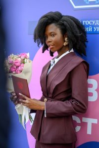 Nigerian Scholar Shines in Russia, Makes Medical Degree with 4.90 CGPA– Edugist