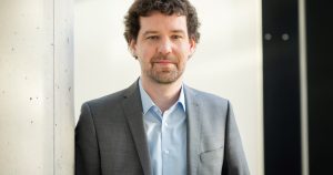 Professor Max Hansmann Wins Evidence of Idea Grant